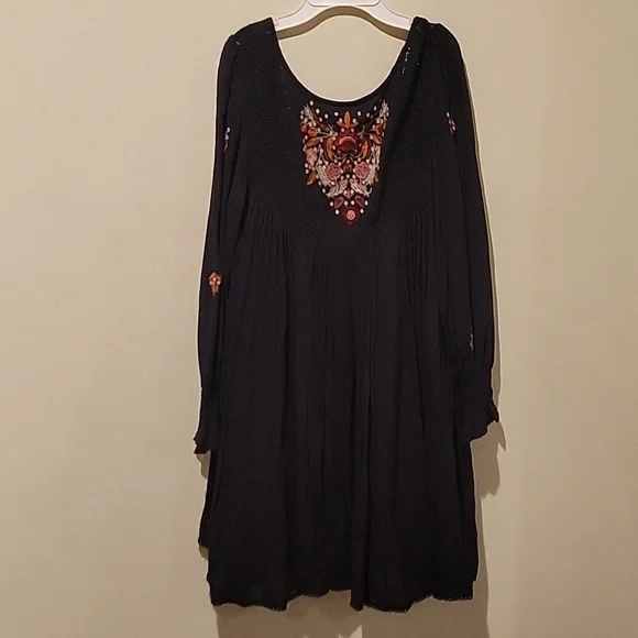 ❤️ FREE PEOPLE MOHAVE EMBROIDERED MINI DRESS - BLACK, SMALL - Picture 8 of 16